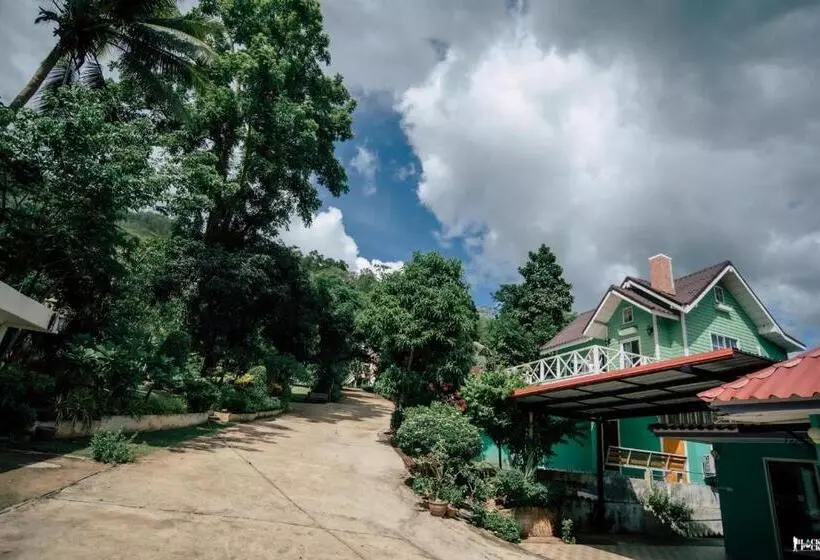 Majatalo Suriyan Villa Erawan Kanchanaburi สุริยัน วิลล่า เอราวัณ กาญจนบุรี