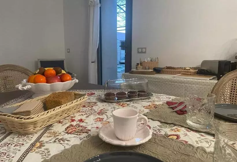 Majatalo Les Mazets Du Pas