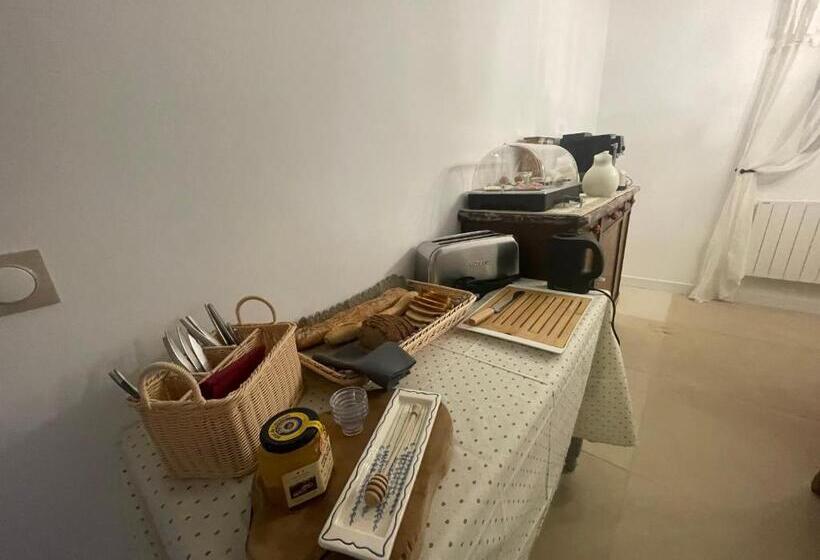 بنسيون Les Mazets Du Pas