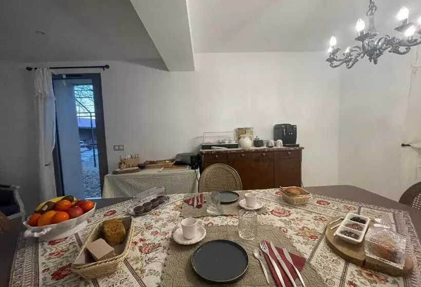 Majatalo Les Mazets Du Pas