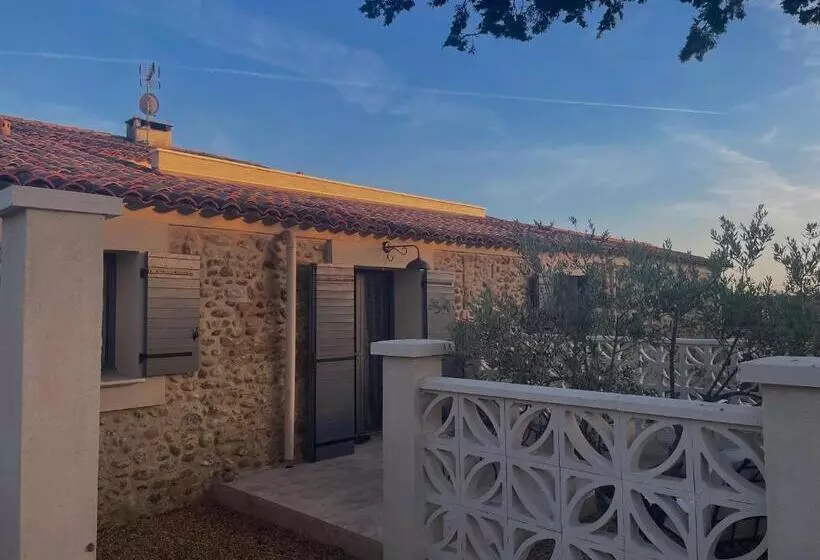 Majatalo Les Mazets Du Pas