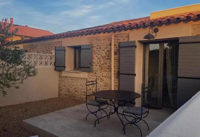 Majatalo Les Mazets Du Pas