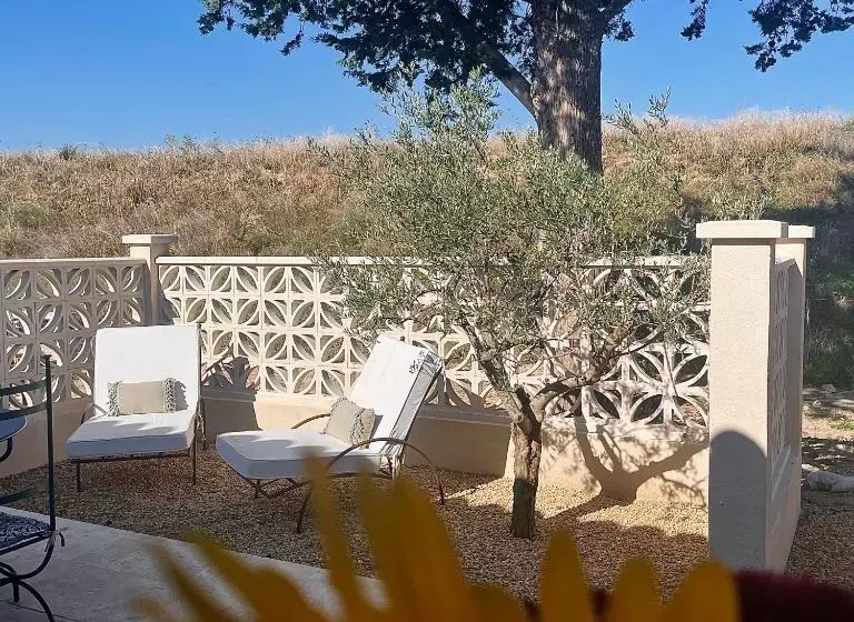 Majatalo Les Mazets Du Pas