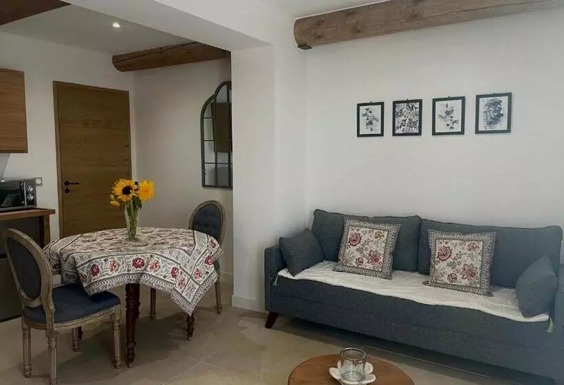 Majatalo Les Mazets Du Pas