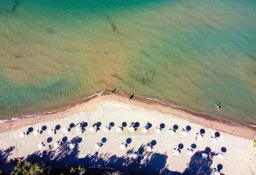 Residence With Private Beach In Albinia, Just 100 Meters From The Sea