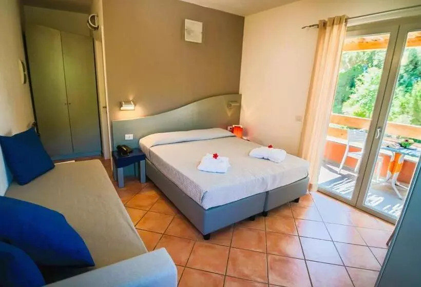 Residence With Private Beach In Albinia, Just 100 Meters From The Sea