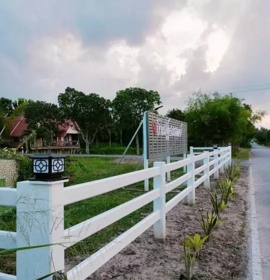 リゾートホテル Bankhu Homestay บ้านคู่โฮมสเตย์