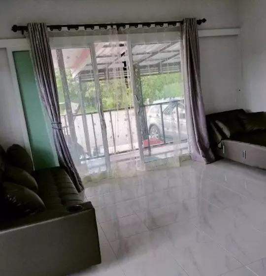 リゾートホテル Bankhu Homestay บ้านคู่โฮมสเตย์