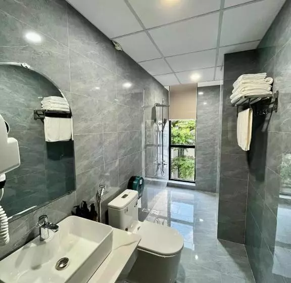 Ban Me Central Hotel 2