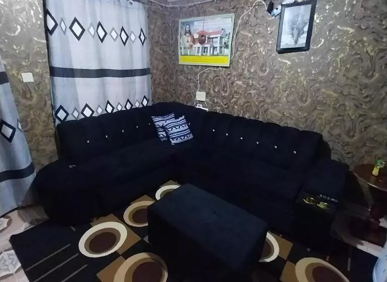 تختخواب و صبحانه Dancoo Homes