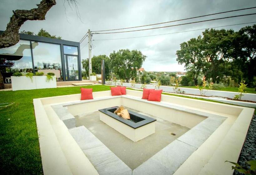 مبيت وإفطار L école Ecoresort