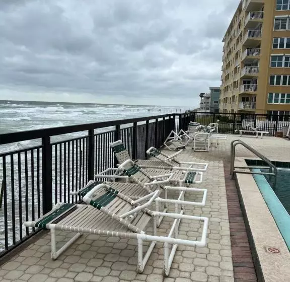 Coastal Condo On The Beach At Ocean Trillium #501