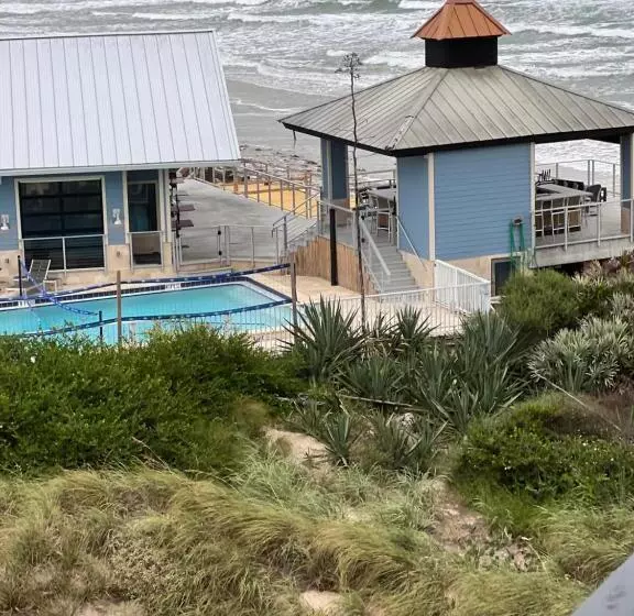 Coastal Condo On The Beach At Ocean Trillium #501