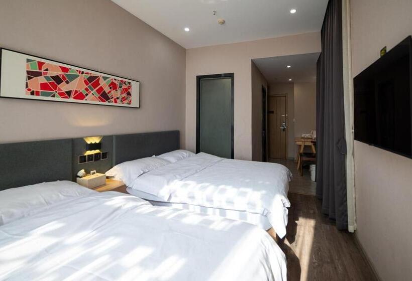 Colour Hotel   Nanchang West Railway Station