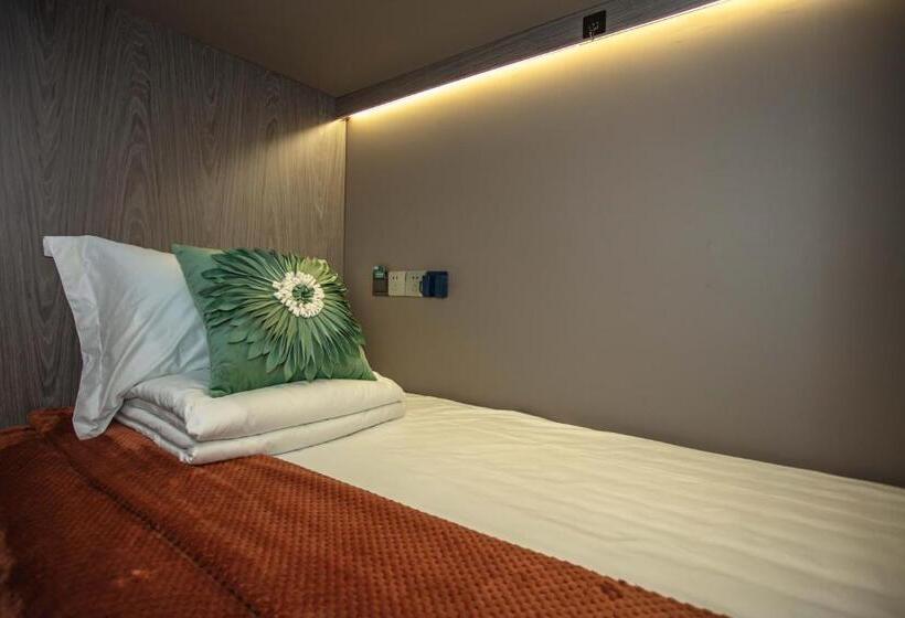 Dali Nurishop Hostel