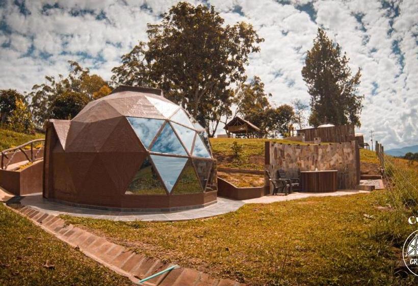 هتل کپسول Greenlandomesa Cuarzo