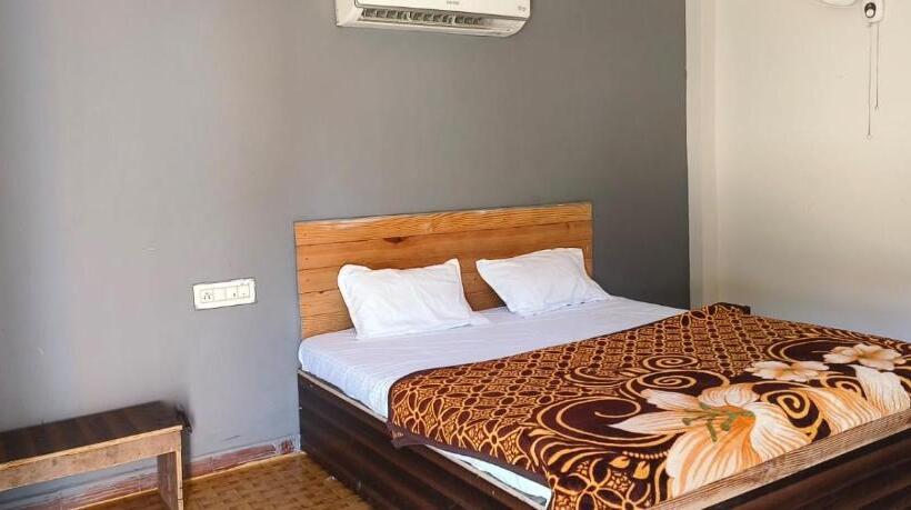 Отель Natures Nest