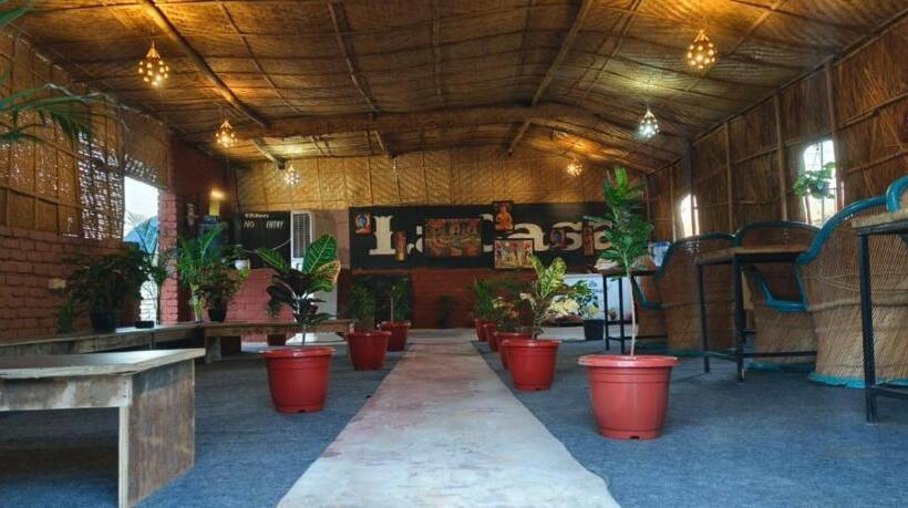 Отель Natures Nest