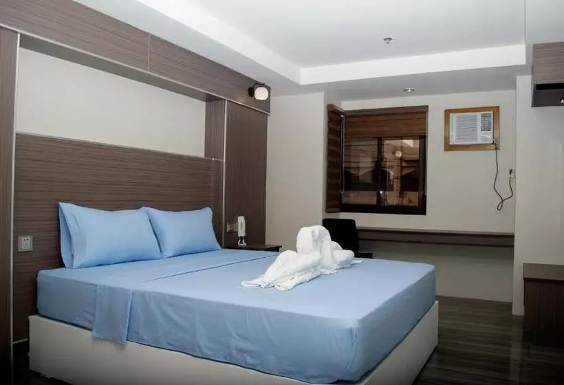 ホテル Reddoorz @ Washington Guest House Olongapo