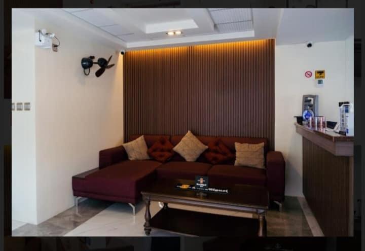 בית מלון כפרי Reddoorz @ Washington Guest House Olongapo