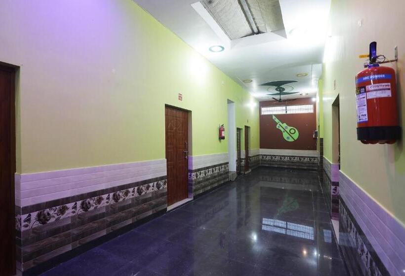 בית מלון כפרי Spot On Classic Palace