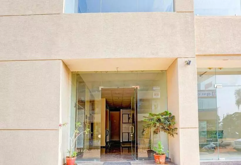 Oyo Hotel H K Villa