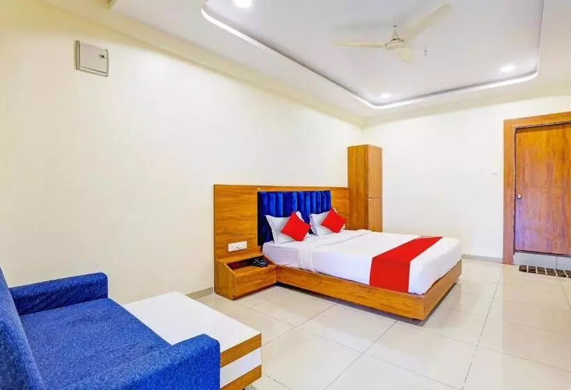 Oyo Hotel H K Villa