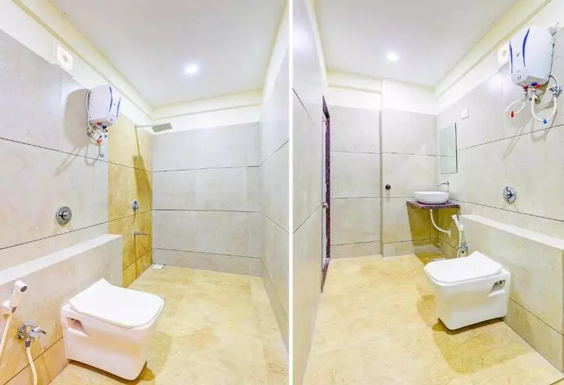Oyo Hotel H K Villa
