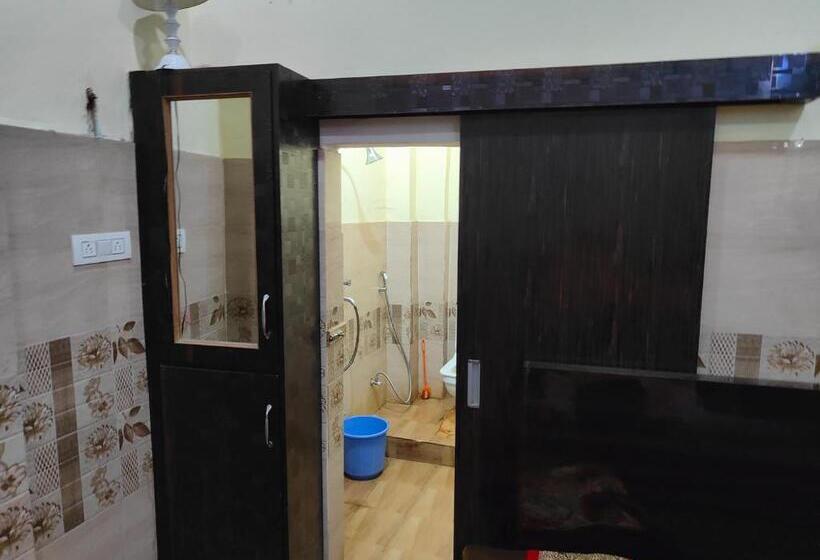 پانسیون Kashi Darsan