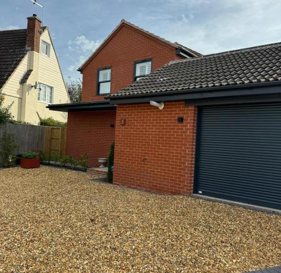 펜션 La Casa Rosa Cheltenham Free Parking Close To Racecourse