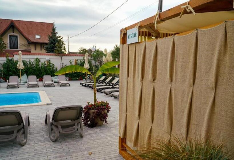 بنسيون Paleus Resort