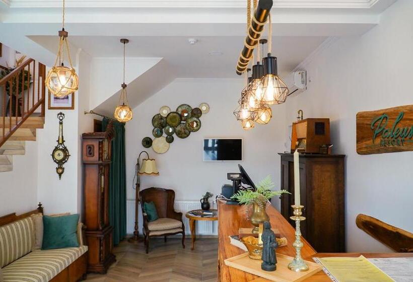 بنسيون Paleus Resort