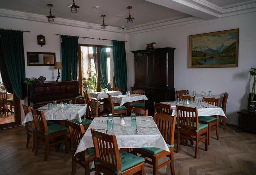 بنسيون Paleus Resort