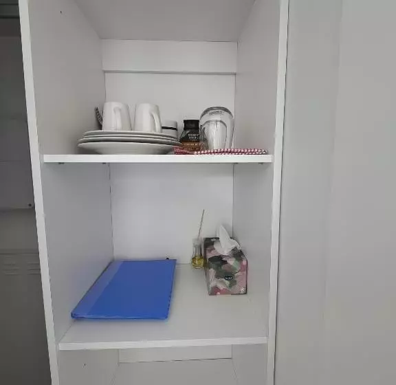 ペンション Private Room With Ensuite & Garden Epsom