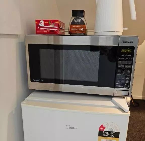 ペンション Private Room With Ensuite & Garden Epsom