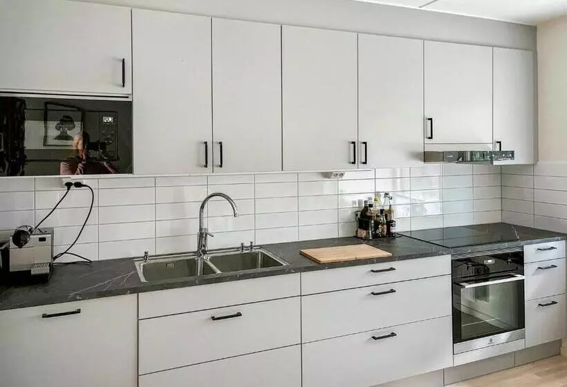 پانسیون Room In Guest Room   Guest Room Close To Malmö Arena