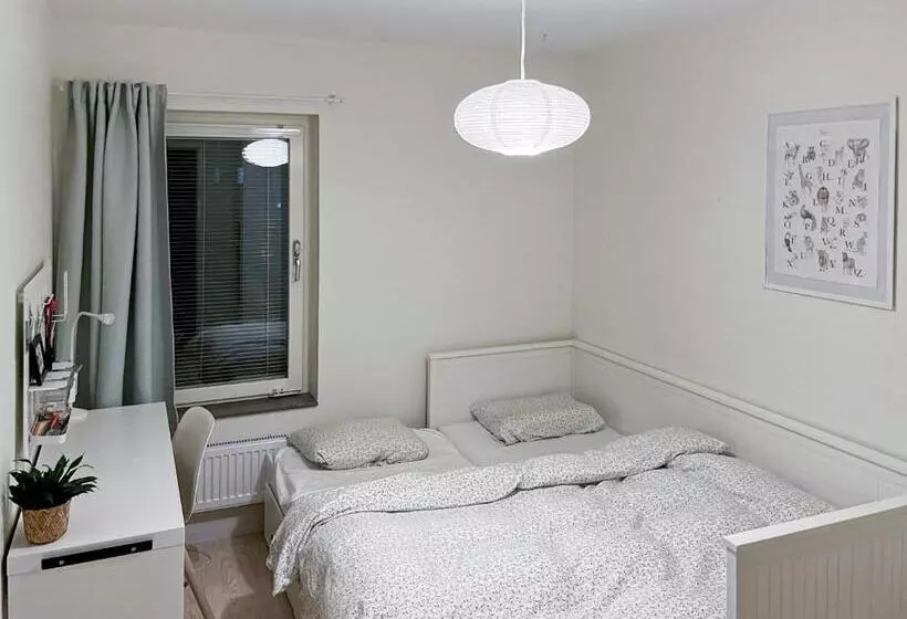 پانسیون Room In Guest Room   Guest Room Close To Malmö Arena