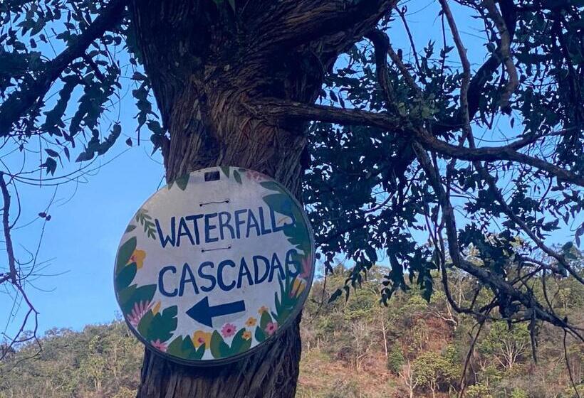 پانسیون Tahamies Hostal   Artesanos Y Turistas