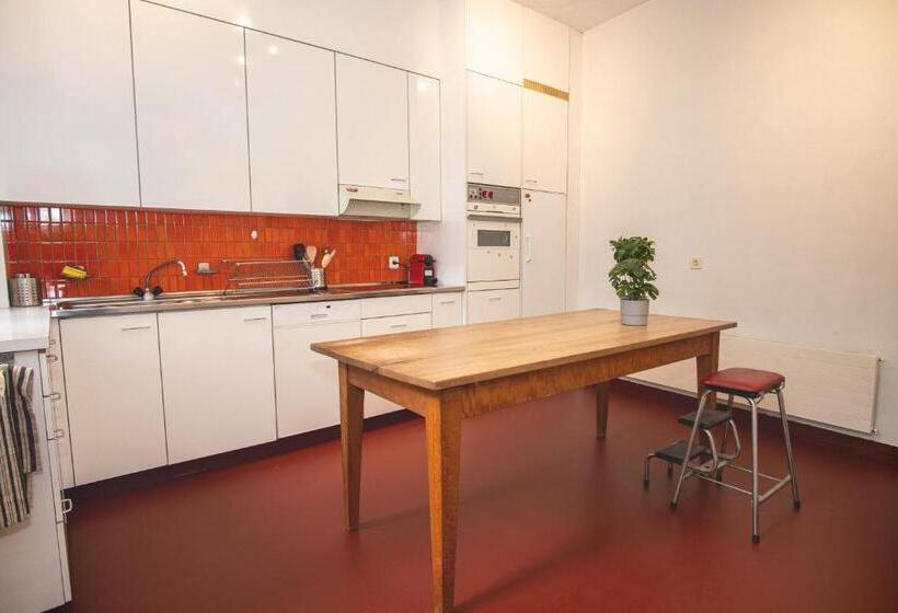 פנסיון Two Rooms In Beautiful Villa In The Heart Of Basel