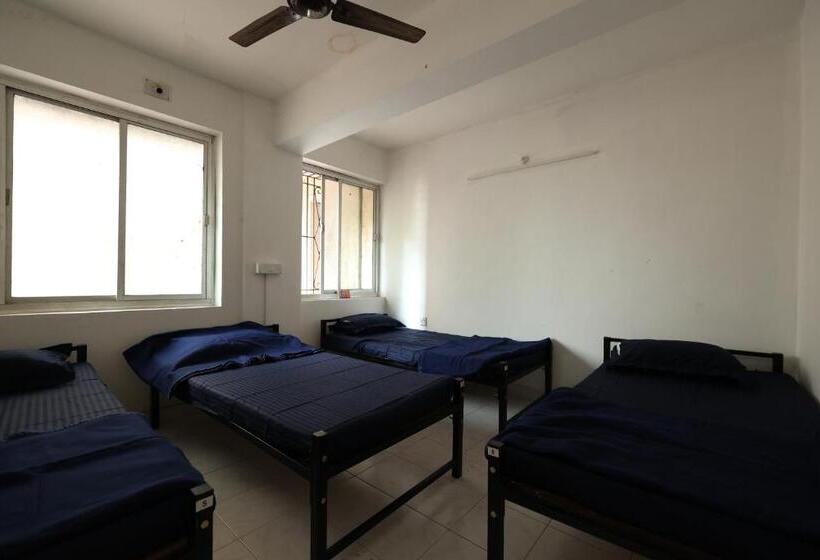 Pension Wee Care Hostel And Dormitory