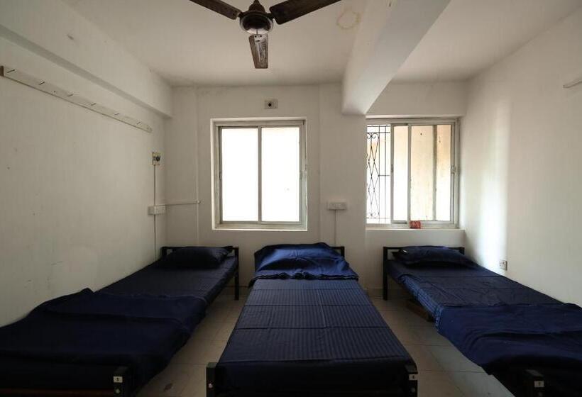 Pension Wee Care Hostel And Dormitory