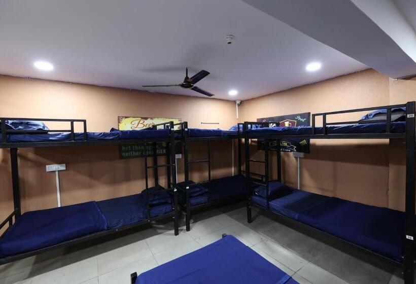 Pension Wee Care Hostel And Dormitory