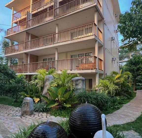 Resort Standard Room With Swimming Pool Access