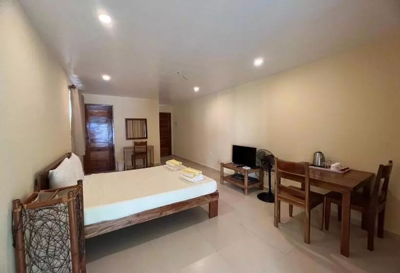 استراحتگاه Standard Room With Swimming Pool Access
