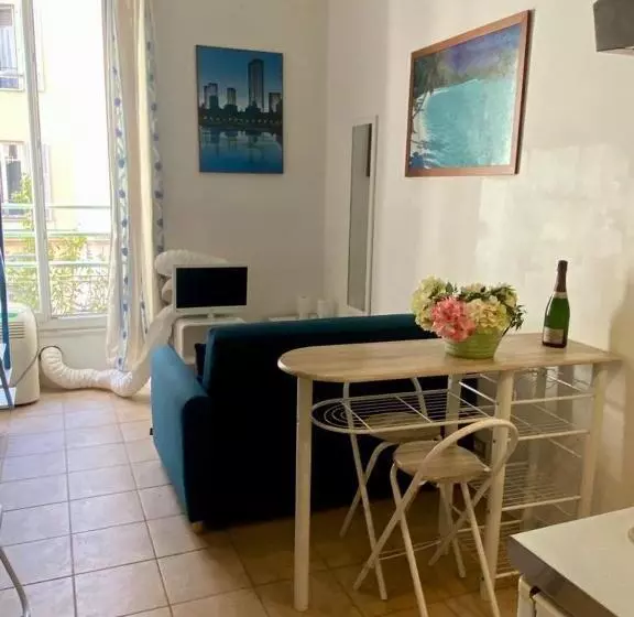 Studio Azur Fsh