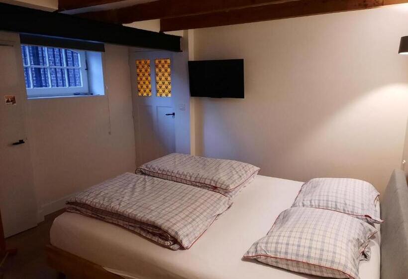 住宿加早餐  Blrk 285