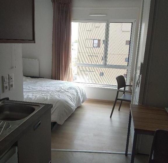 تختخواب و صبحانه Citadines Appart Suites Paris Center Easy   Eiffel Tower View   25 Minutes Champs Elysees