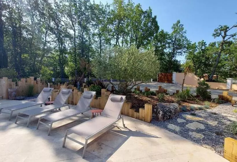 ベッドアンドブレックファースト Le Mas Provençal