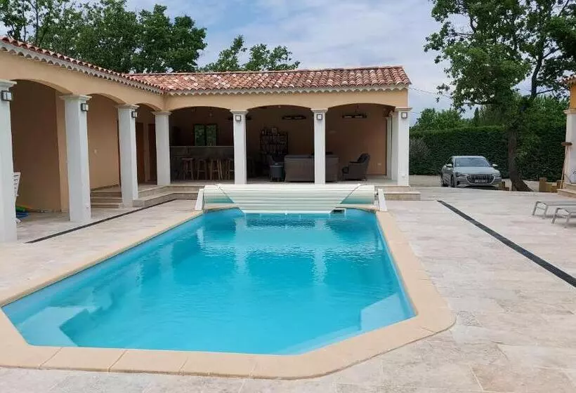 ベッドアンドブレックファースト Le Mas Provençal