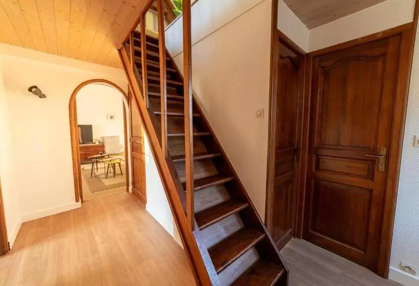 Aamiaismajoitus (B&B) Square Bnb   Duplex à 10min De Disneyland Paris